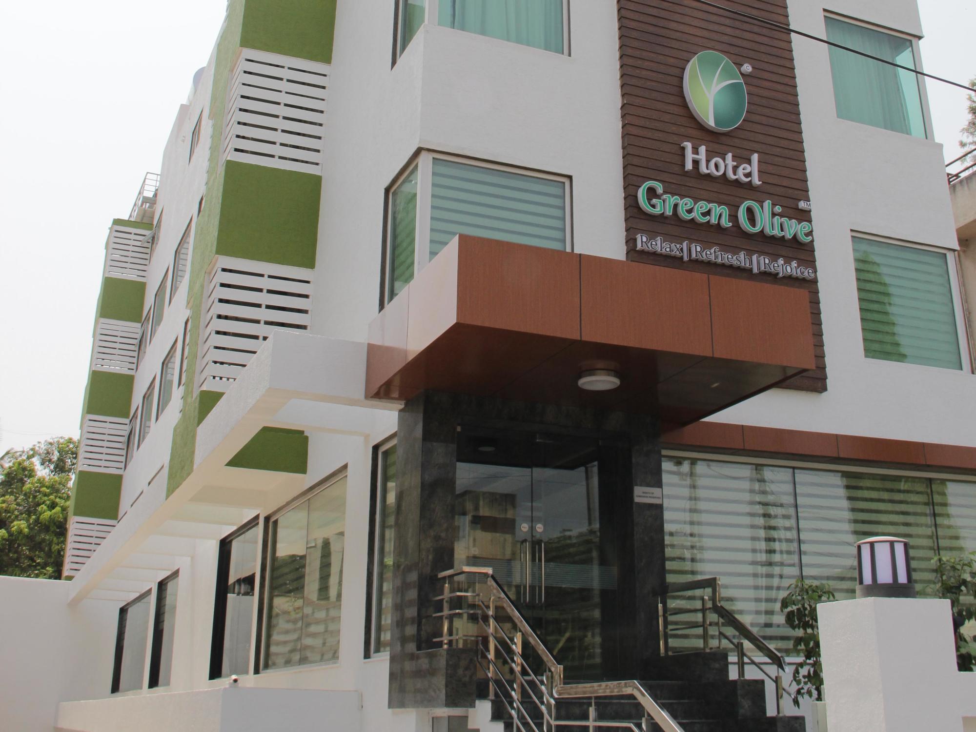 Hotel Green Olive Aurangabad  Buitenkant foto