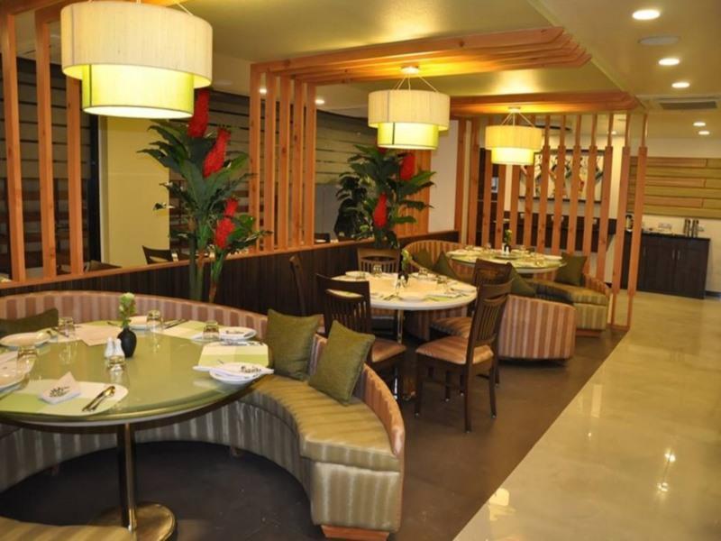 Hotel Green Olive Aurangabad  Buitenkant foto