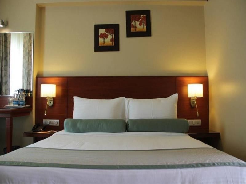 Hotel Green Olive Aurangabad  Buitenkant foto